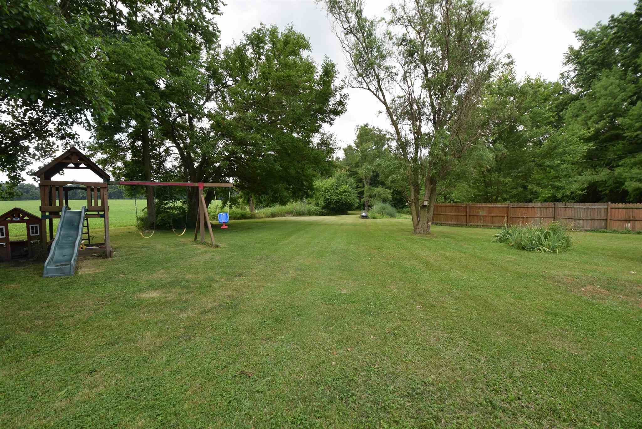 7675 East Clifton Road Albany, IN 47320 - Photo 8 of 36 Gallery Image 8