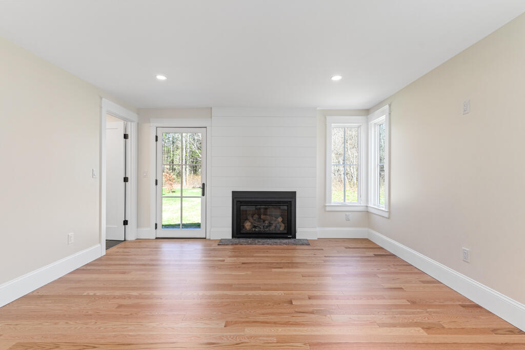 505 Mitchell Road Cape Elizabeth, ME 04107 - Photo 23 of 77 DSC05188