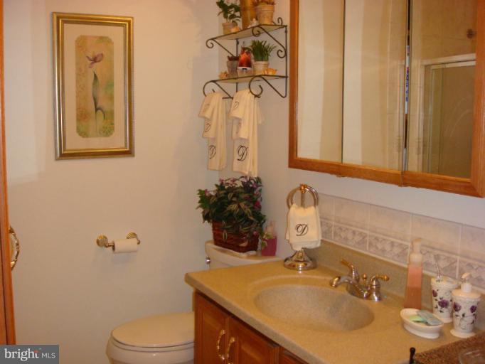 8154 Silo Road Severn, MD 21144 - Photo 26 of 30 Bath