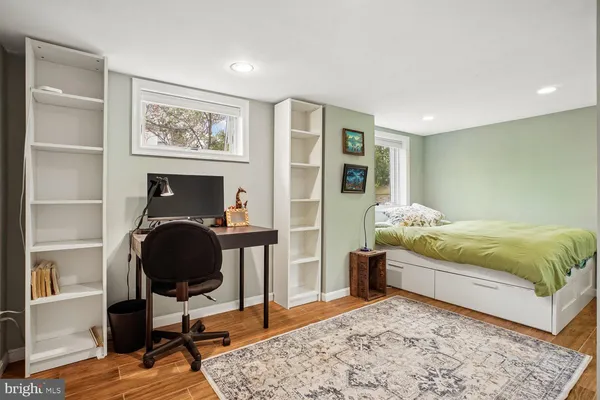 $5,750 | 2101 North Kenmore Street, Arlington, VA 22207