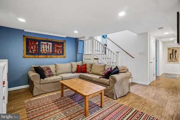 $5,750 | 2101 North Kenmore Street, Arlington, VA 22207