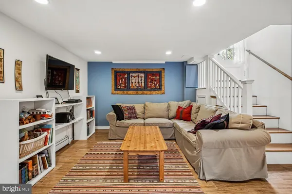 $5,750 | 2101 North Kenmore Street, Arlington, VA 22207