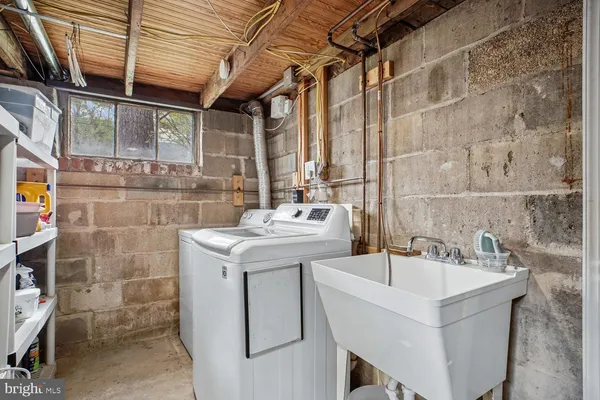 $5,750 | 2101 North Kenmore Street, Arlington, VA 22207