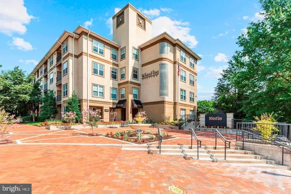 $1,900 | 11750 Old Georgetown Road, Unit 2401, Rockville, MD 20852