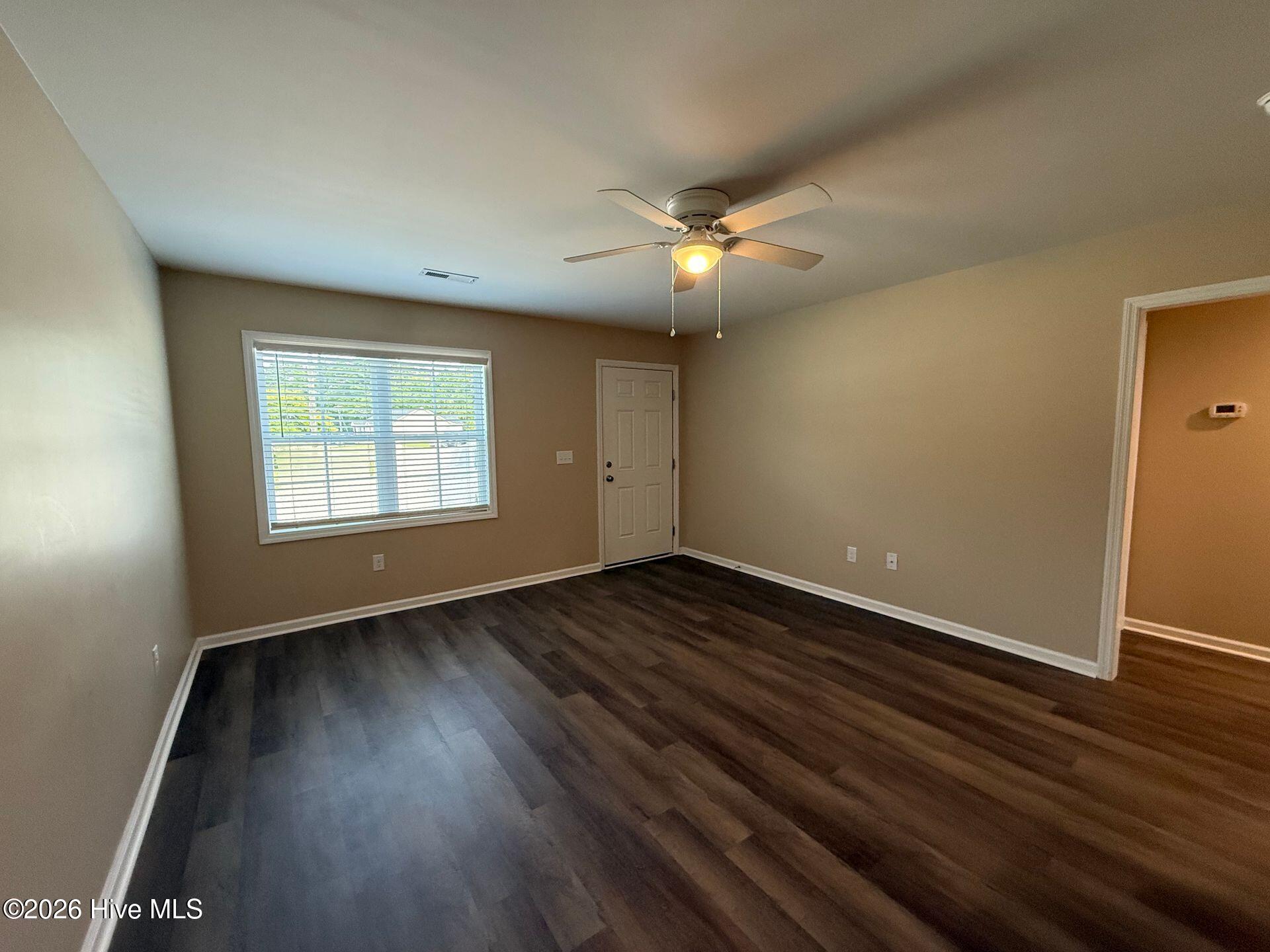 201 Fire Tower Road, Unit 7 Richlands, NC 28574 - Photo 5 of 7