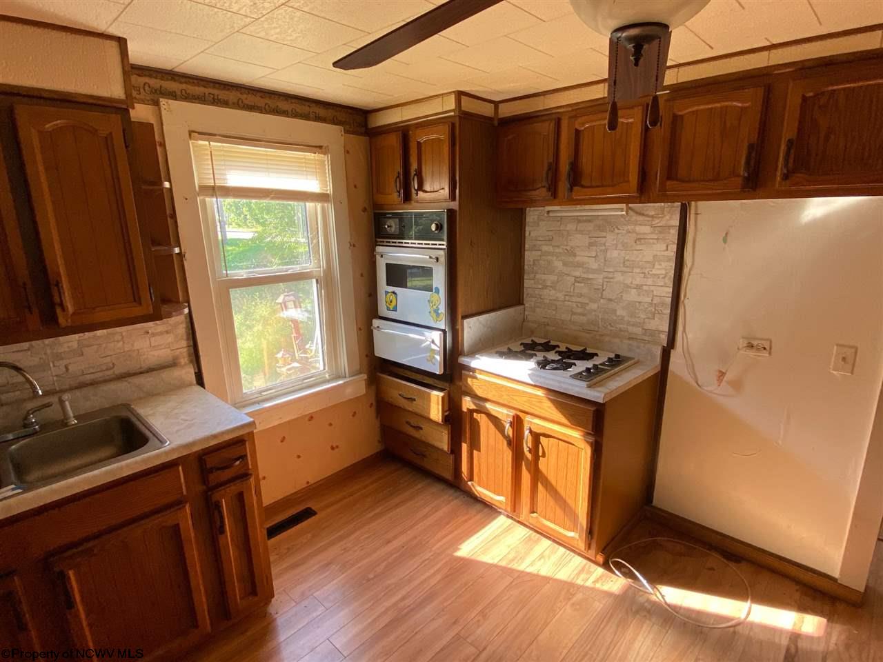 640 Elk River Road Gassaway, WV 26624 - Photo 5 of 14 Gallery Image 5