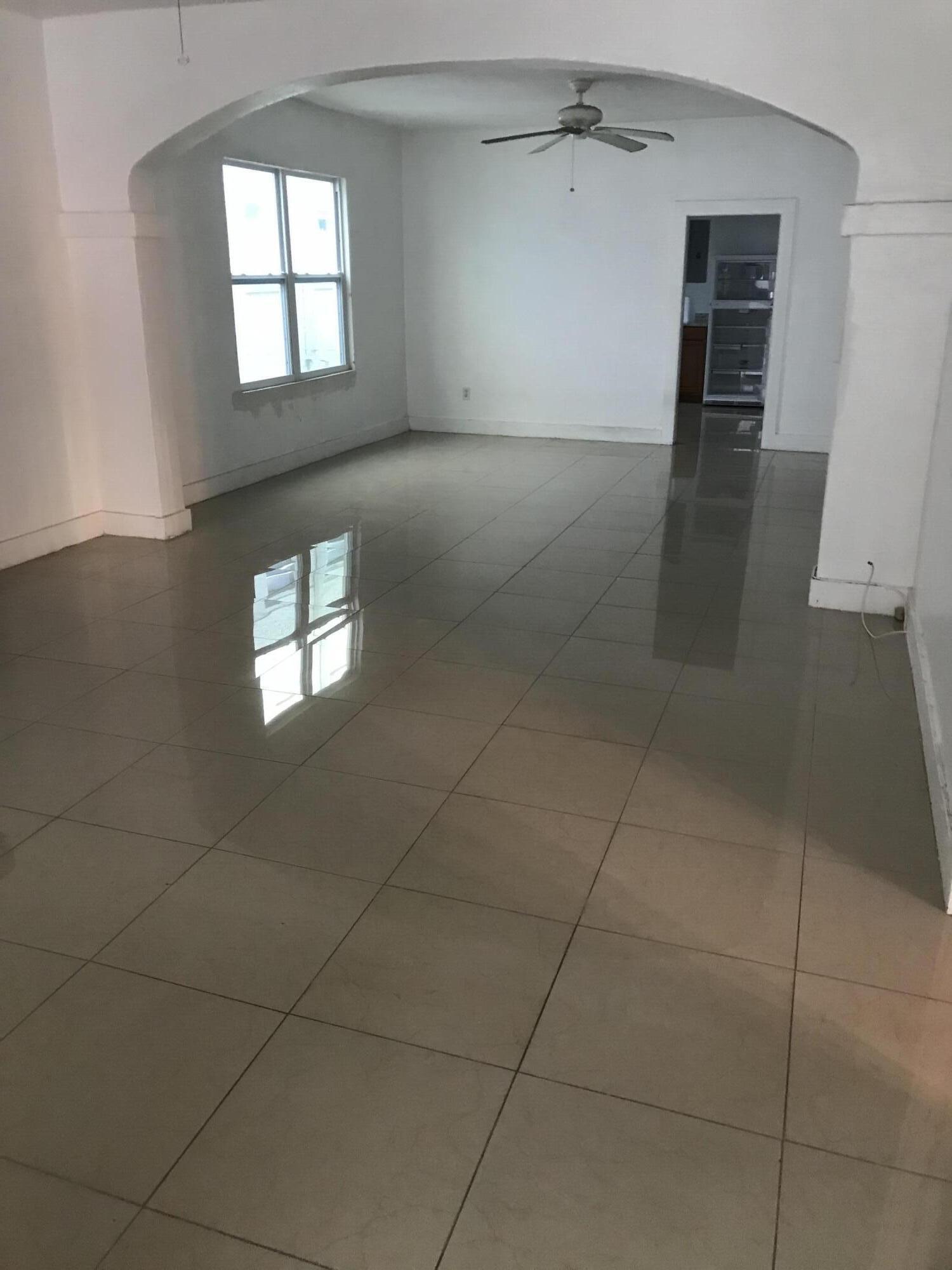 1021 Southwest 5th Street Miami, FL 33130 - Photo 11 of 12 Miami Apt 3 LR