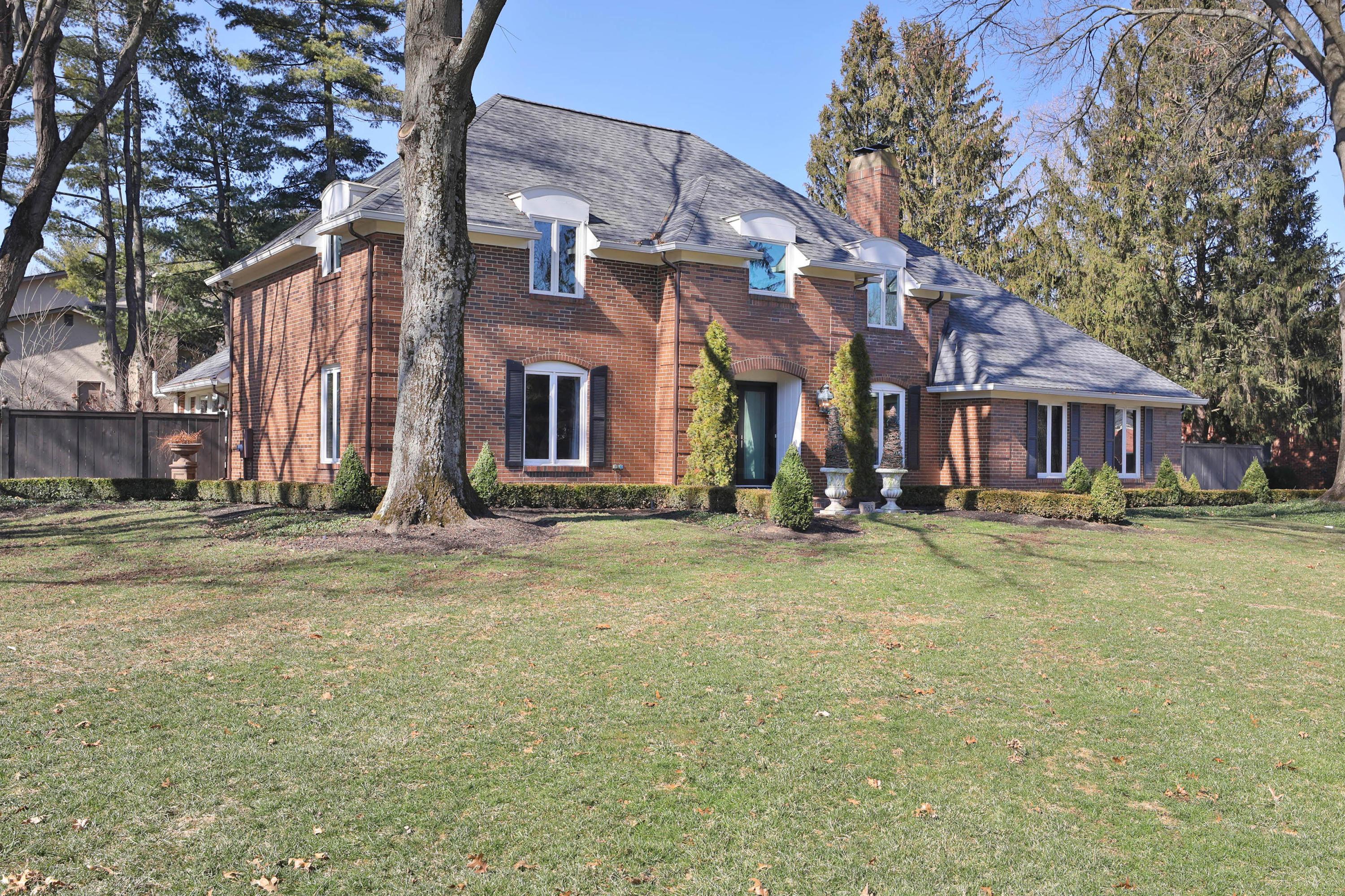 685 Old Farm Road Columbus, OH 43213 - Photo 1 of 58 Gallery Image 1