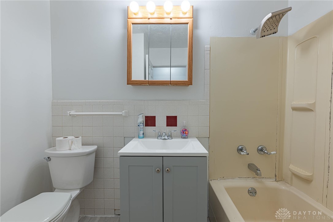941 Lee Road Troy, OH 45373 - Photo 16 of 20 Gallery Image 16