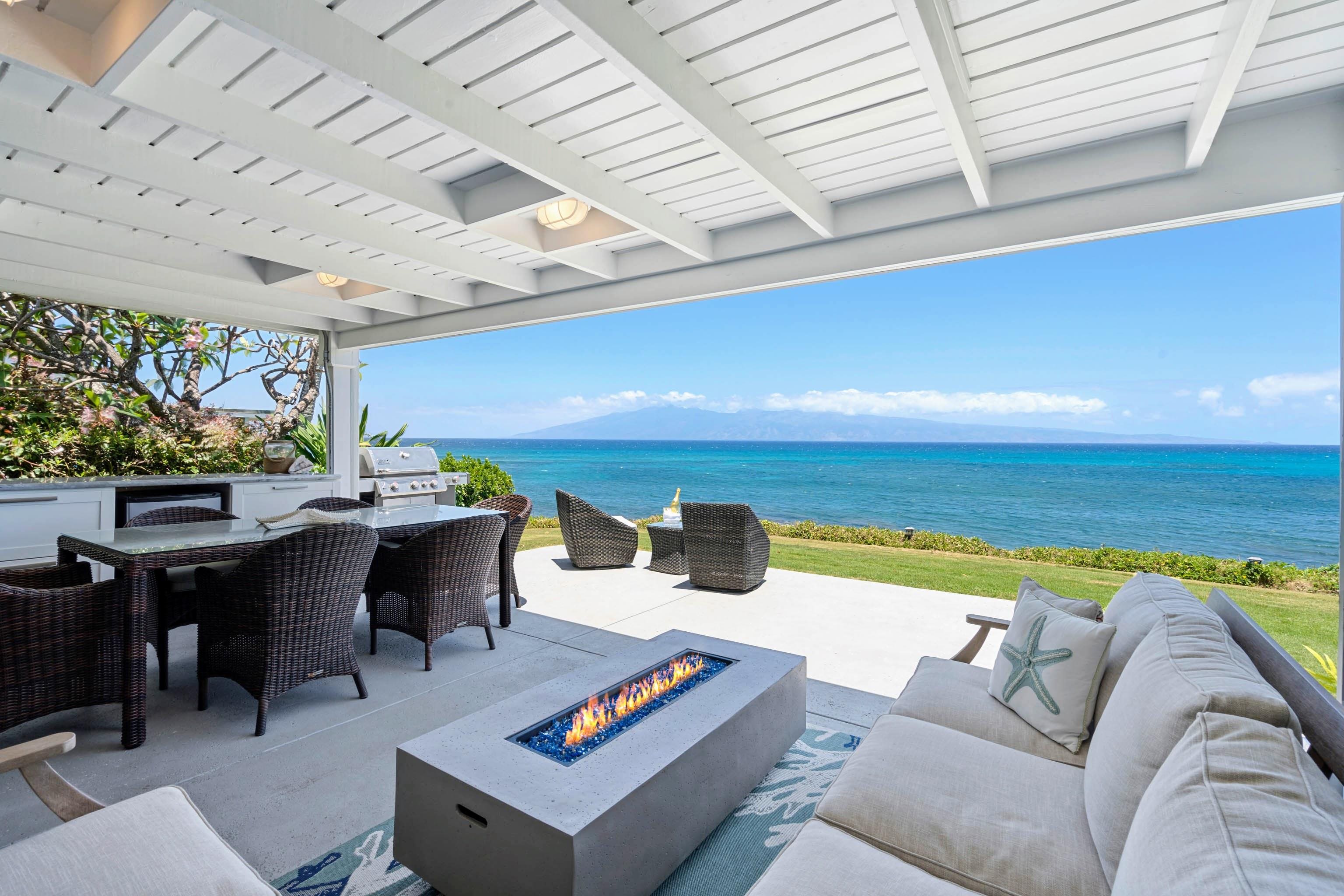 20 Hui Road East, Unit 30 Lahaina, HI 96761 - Photo 18 of 25 a outdoor space with furniture