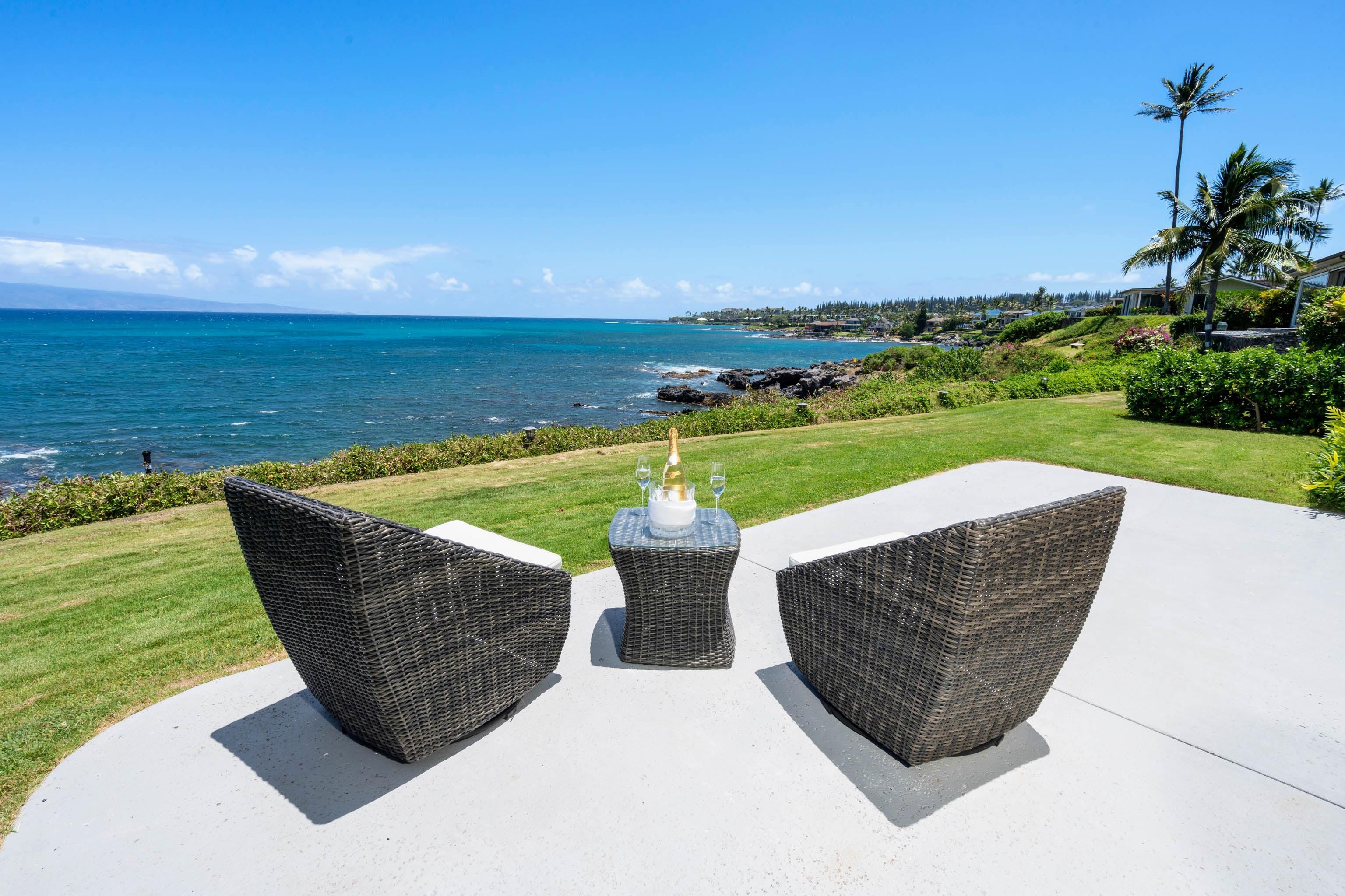 20 Hui Road East, Unit 30 Lahaina, HI 96761 - Photo 25 of 25 a view of a swimming pool and lounge chair in the garden