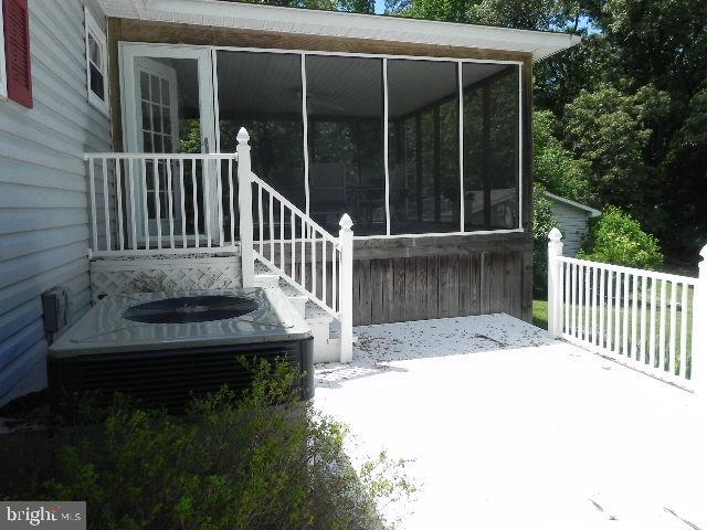 1489 Williams Farm Road King George, VA 22485 - Photo 25 of 33 Rear deck