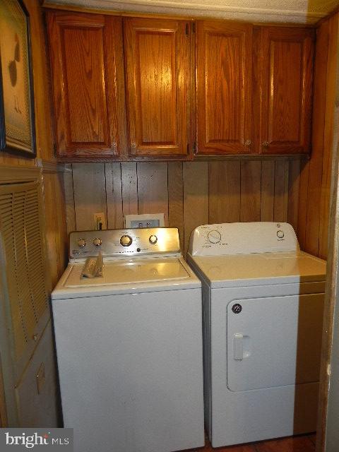 1489 Williams Farm Road King George, VA 22485 - Photo 9 of 33 Laundry room