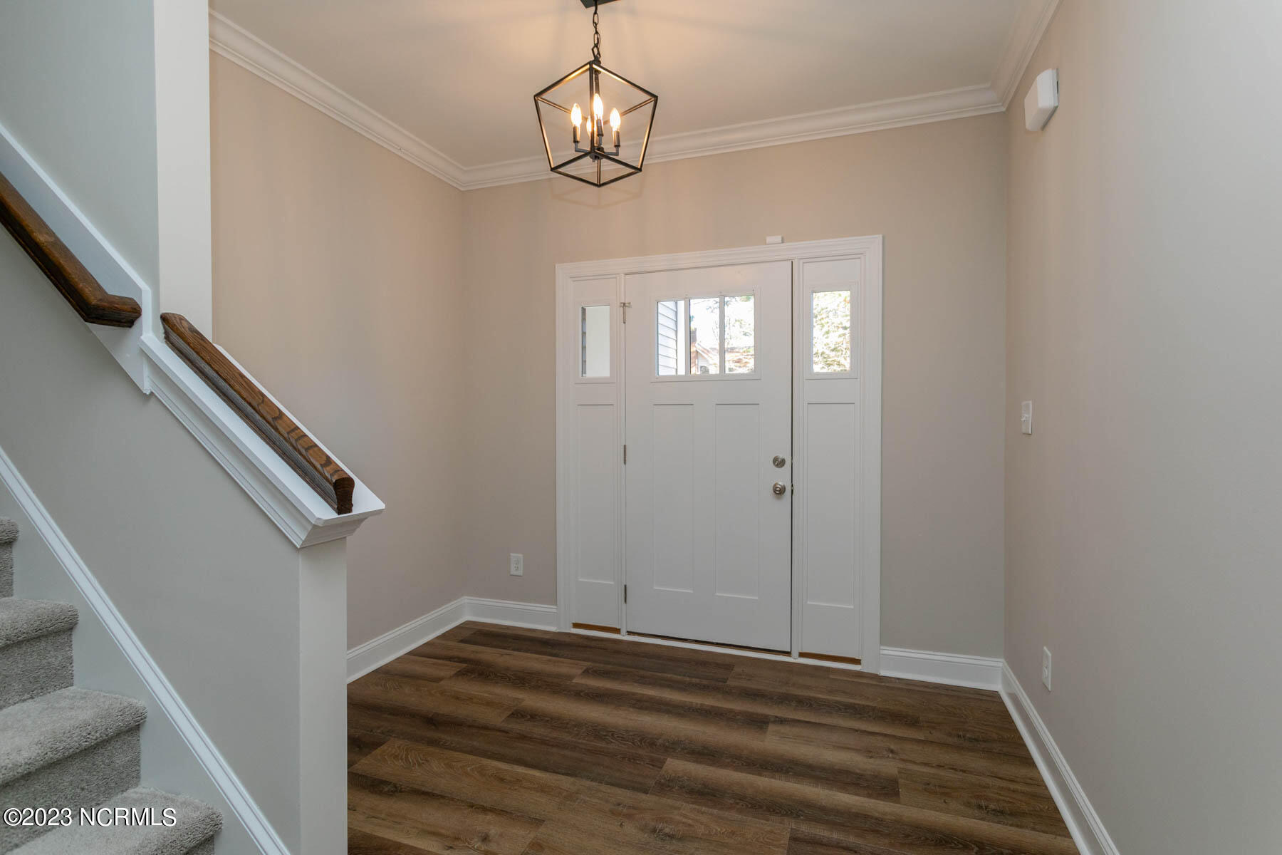 70 Sawmill Road East Pinehurst, NC 28374 - Photo 3 of 37 foyer1