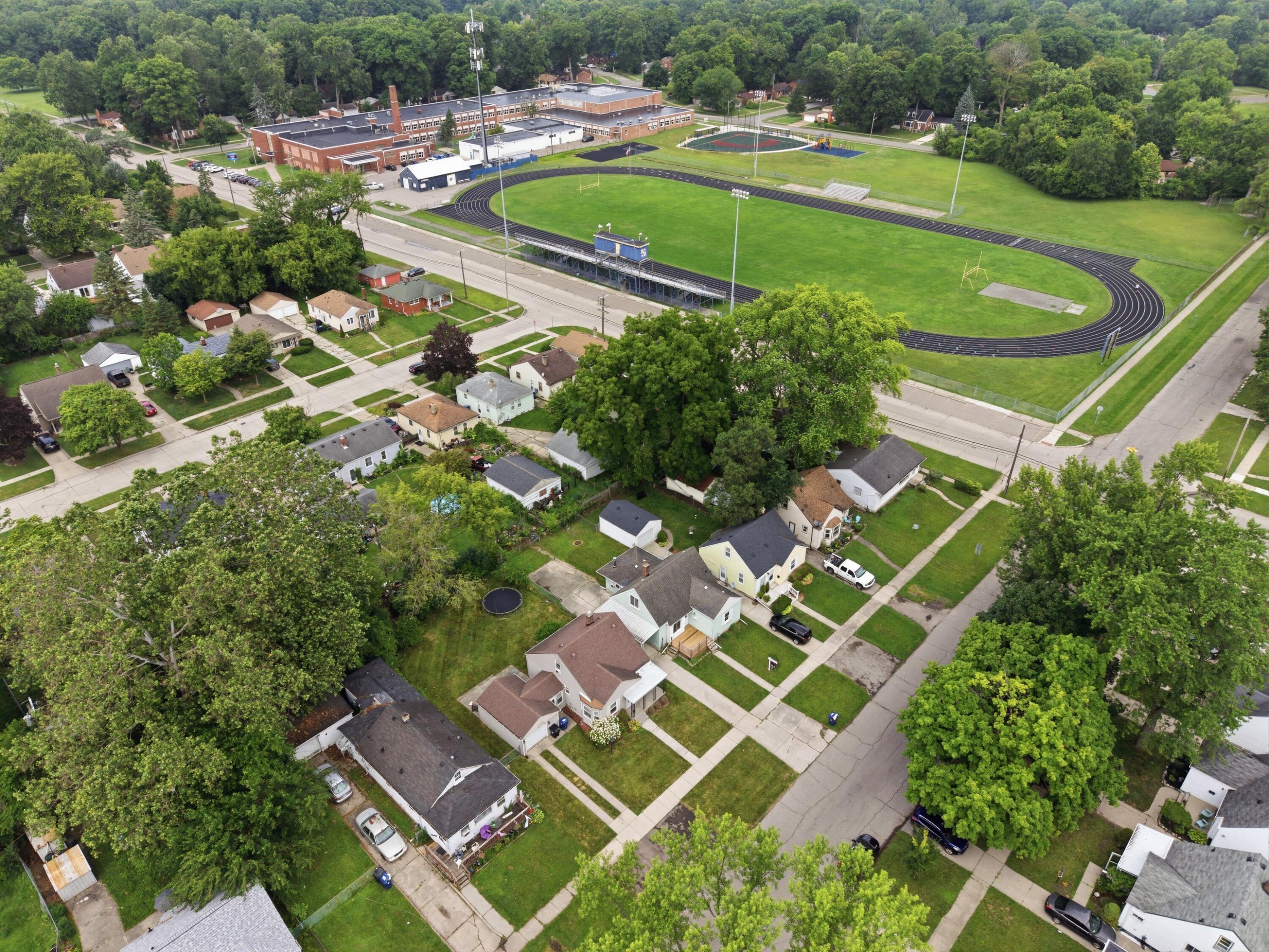15943 Kinloch Street Redford, MI 48239 - Photo 32 of 35 DJI_20260706103706_0023_D