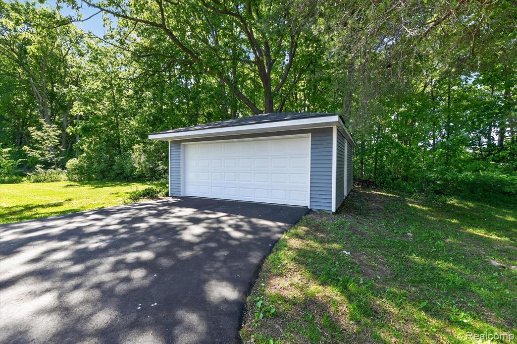 2250 Montague Road Davison, MI 48423 - Photo 45 of 45