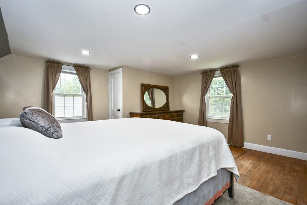 19 Ridge Street Westminster, MA 01473 - Photo 18 of 31 Gallery Image 18