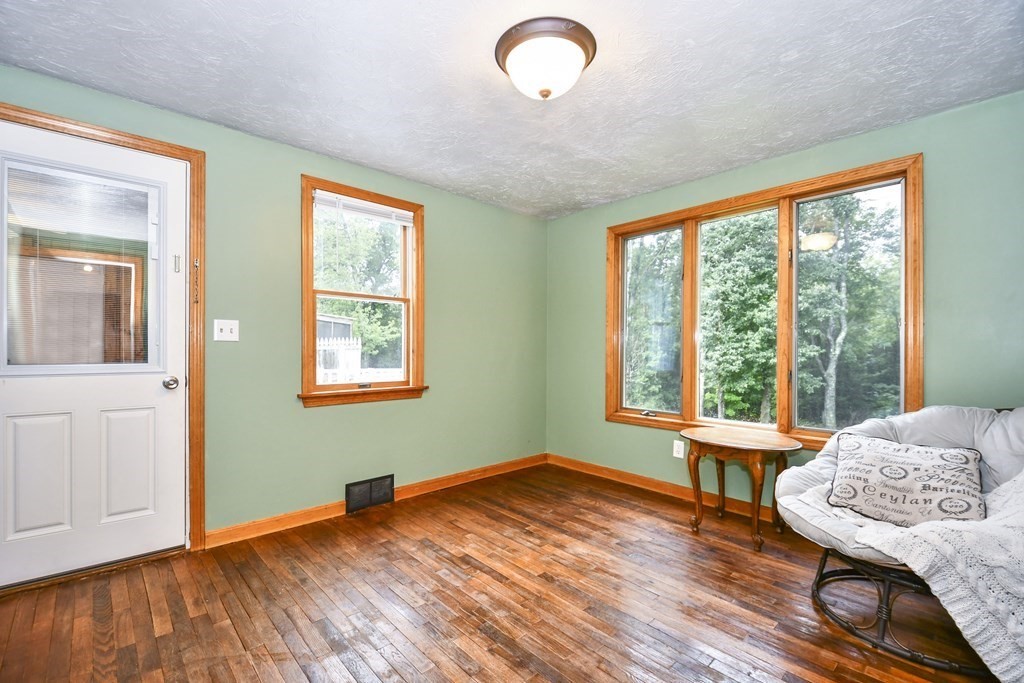 19 Ridge Street Westminster, MA 01473 - Photo 23 of 31 Gallery Image 23
