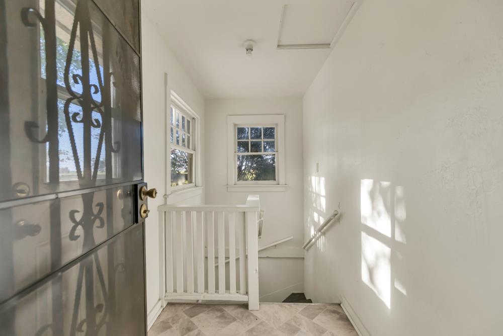 53140 South River Road Clarksburg, CA 95612 - Photo 37 of 66 a view of an entryway with wooden floor