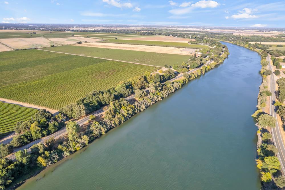 53140 South River Road Clarksburg, CA 95612 - Photo 55 of 66 a view of an ocean and beach