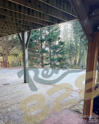 $1,995 | 1045 Mountain View Street, Hendersonville, NC 28739