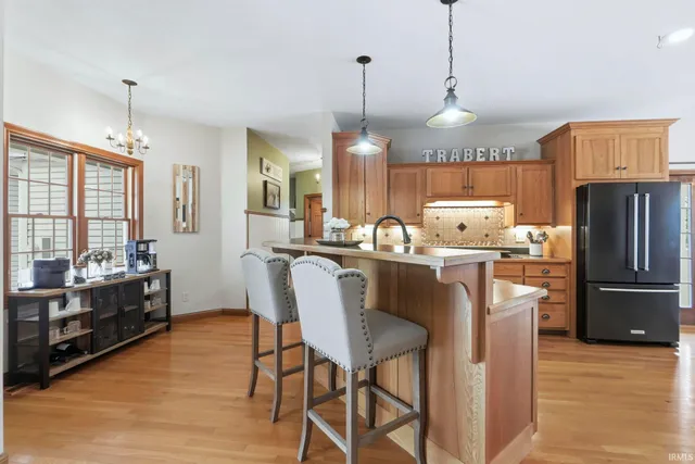 $550,000 | 1626 East Keiser Road, Columbia City, IN 46725