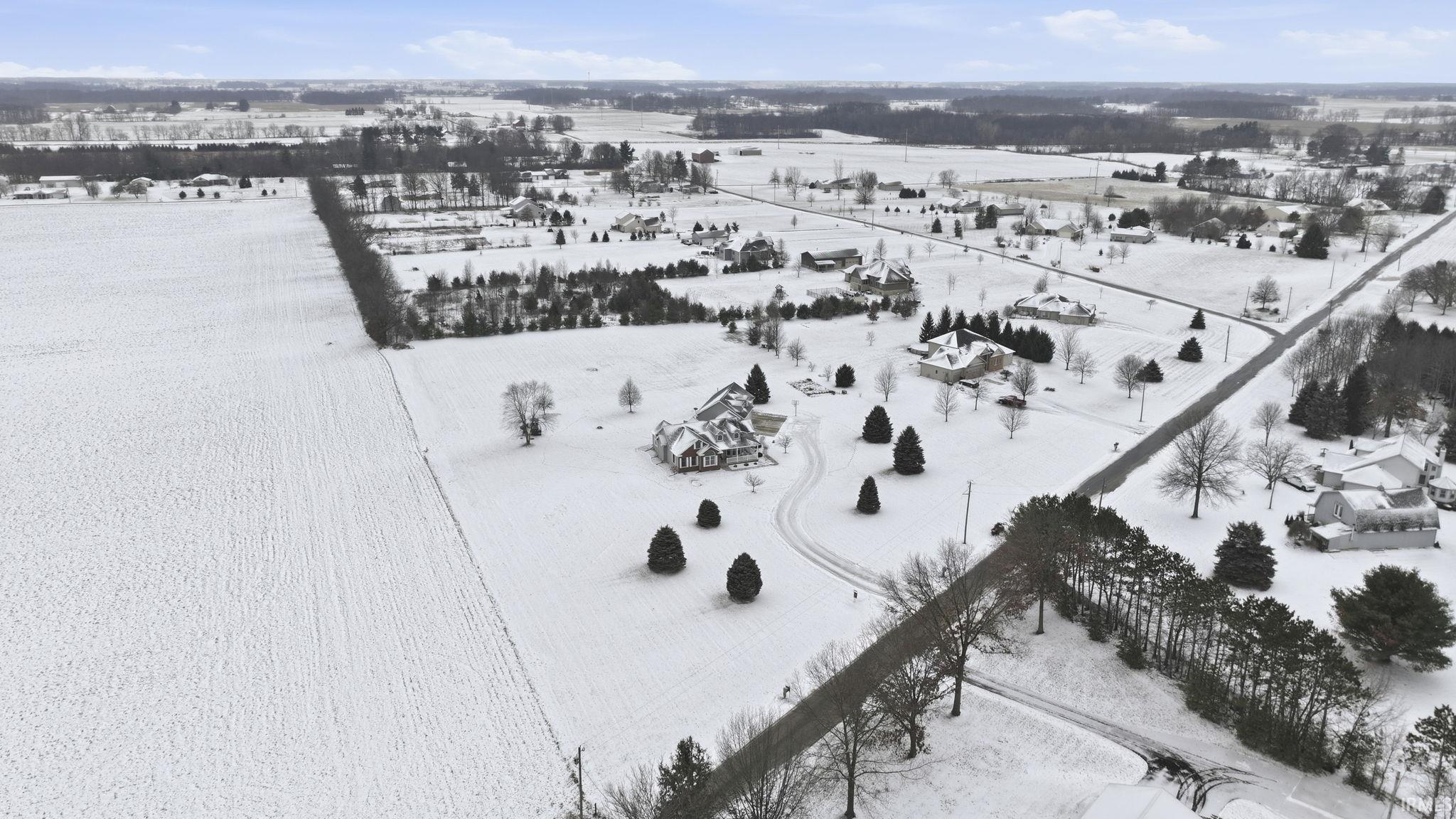 1626 East Keiser Road Columbia City, IN 46725 - Photo 3 of 36