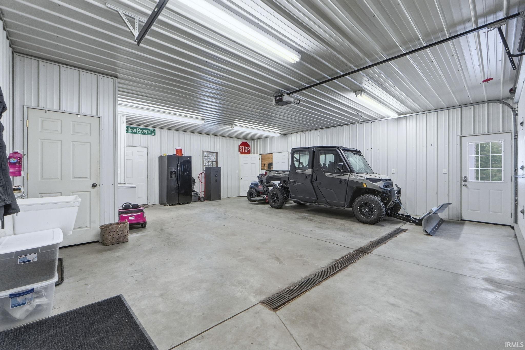 1626 East Keiser Road Columbia City, IN 46725 - Photo 32 of 36