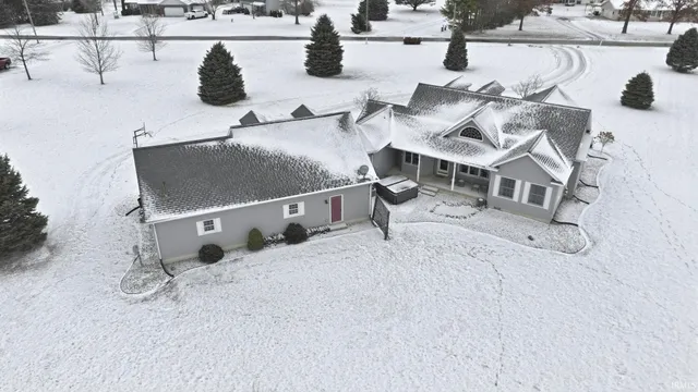 $550,000 | 1626 East Keiser Road, Columbia City, IN 46725