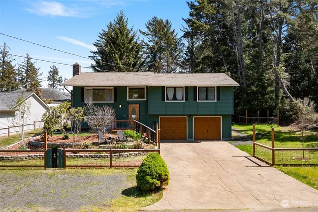 $418,600 | 902 North Baker Street, Westport, WA 98595