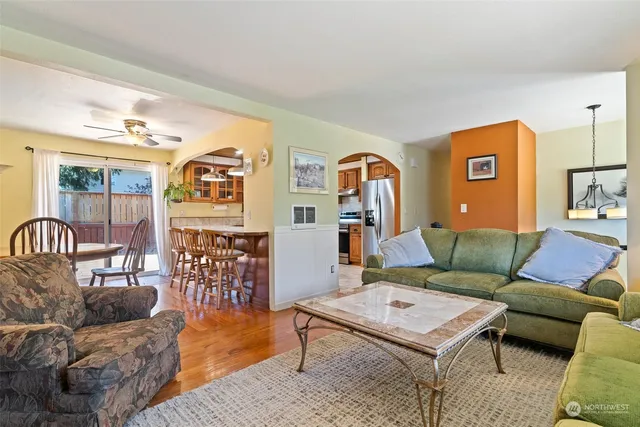 $418,600 | 902 North Baker Street, Westport, WA 98595