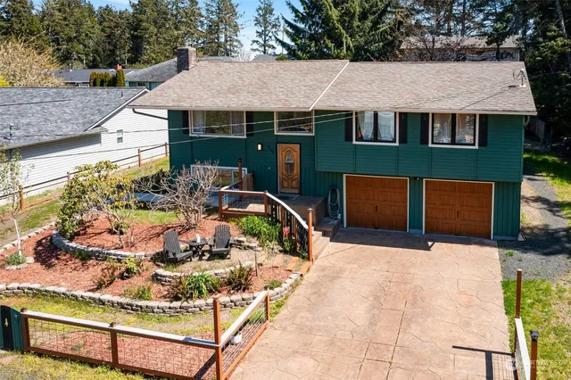 $418,600 | 902 North Baker Street, Westport, WA 98595