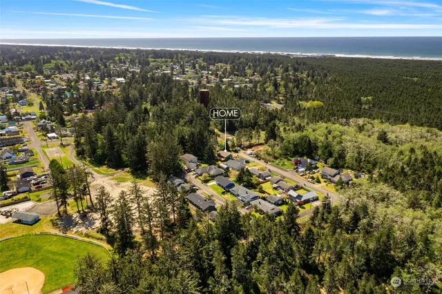 $418,600 | 902 North Baker Street, Westport, WA 98595