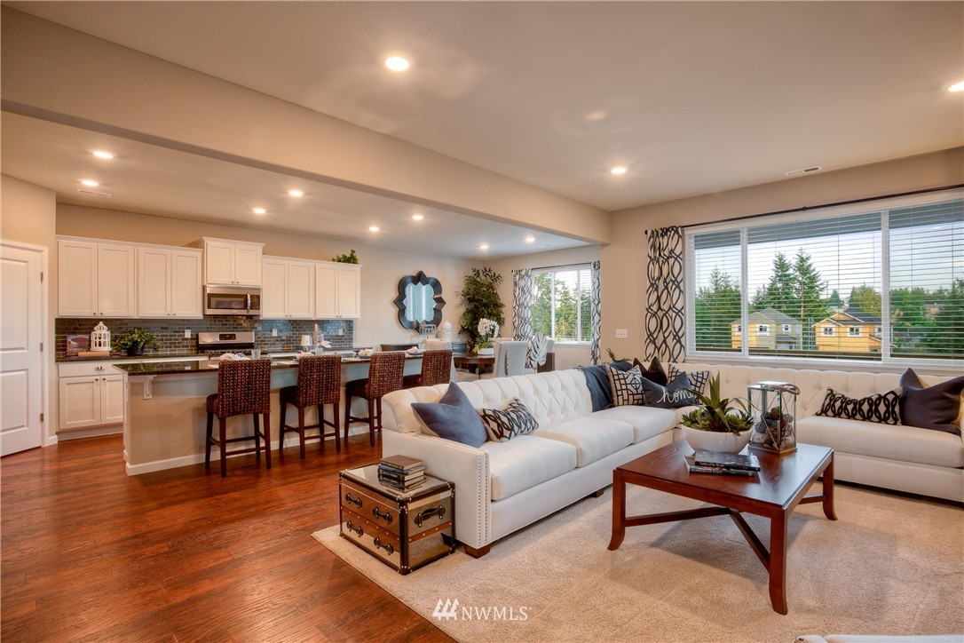 16003 Meridian Avenue South, Unit 23 Bothell, WA 98012 - Photo 3 of 24