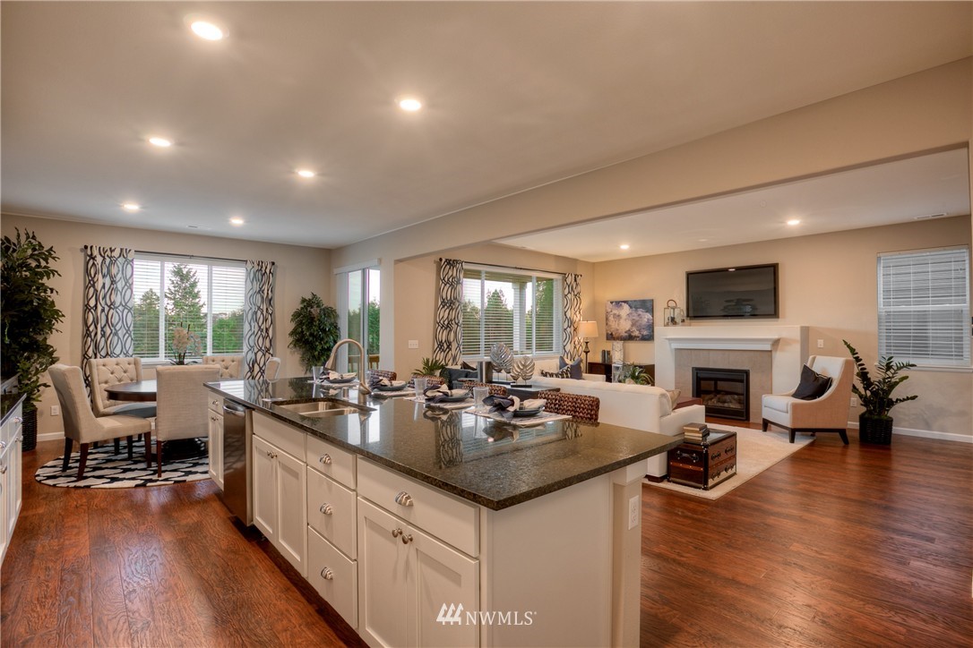 16003 Meridian Avenue South, Unit 23 Bothell, WA 98012 - Photo 7 of 24