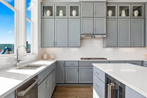 $684,900 | 203 Carroll Street, Fort Worth, TX 76107