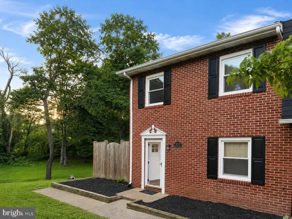 $389,900 | 4517 Appledale Court, Marshall, VA 20115