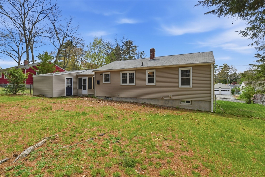 33 Overhill Drive Springfield, MA 01129 - Photo 28 of 31