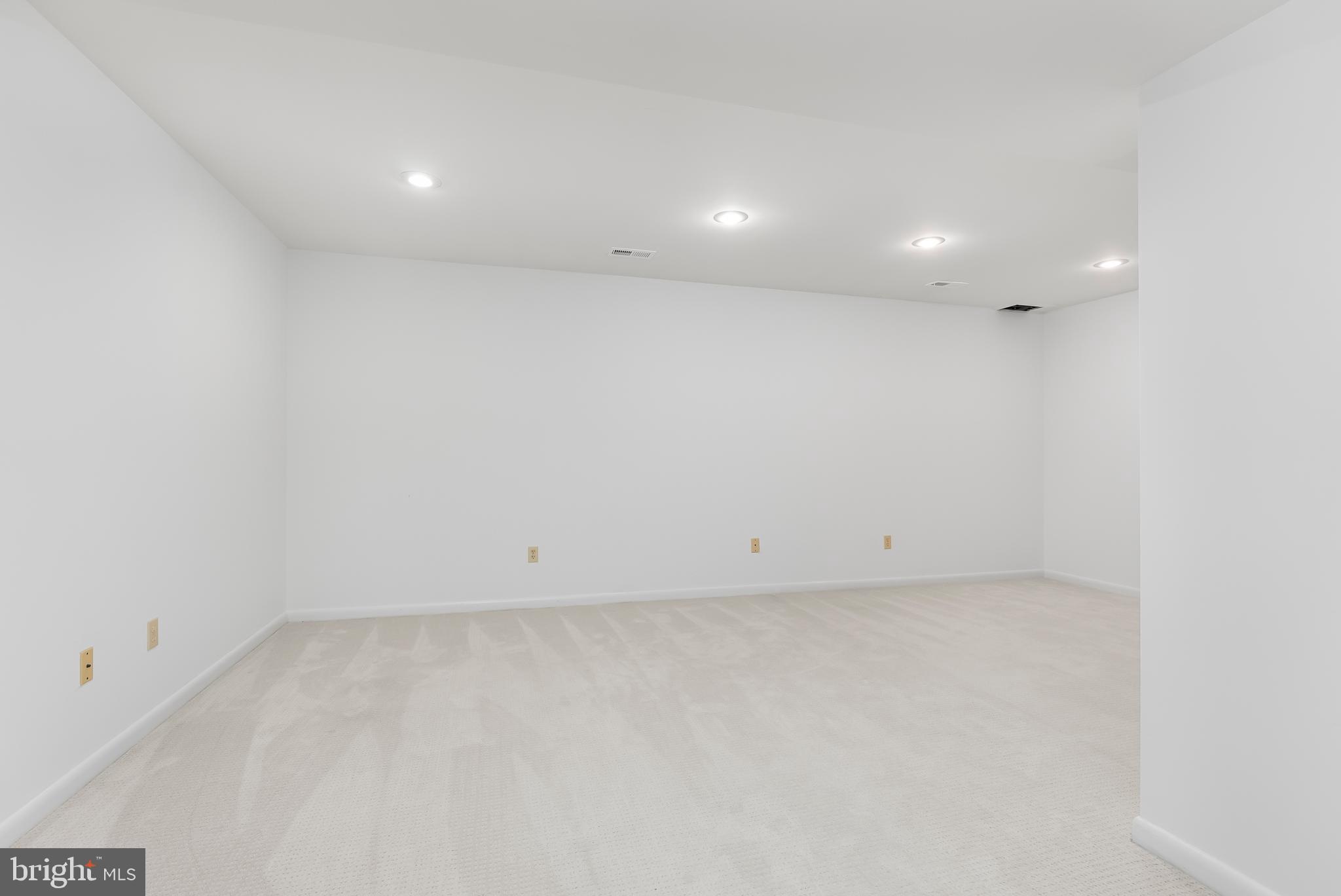 4304 Roland Springs Drive Baltimore, MD 21210 - Photo 35 of 51 Rec Room