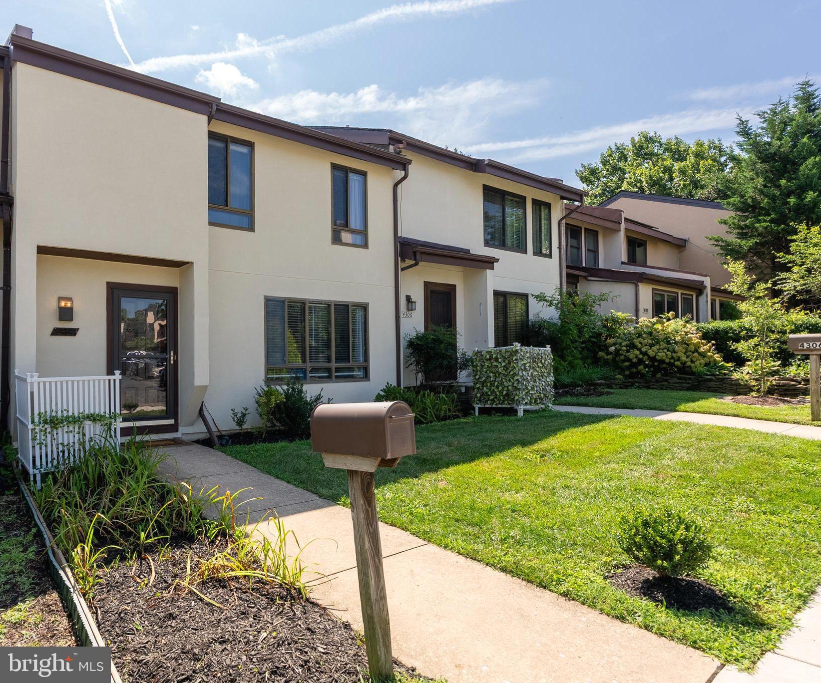4304 Roland Springs Drive Baltimore, MD 21210 - Photo 49 of 51 Front