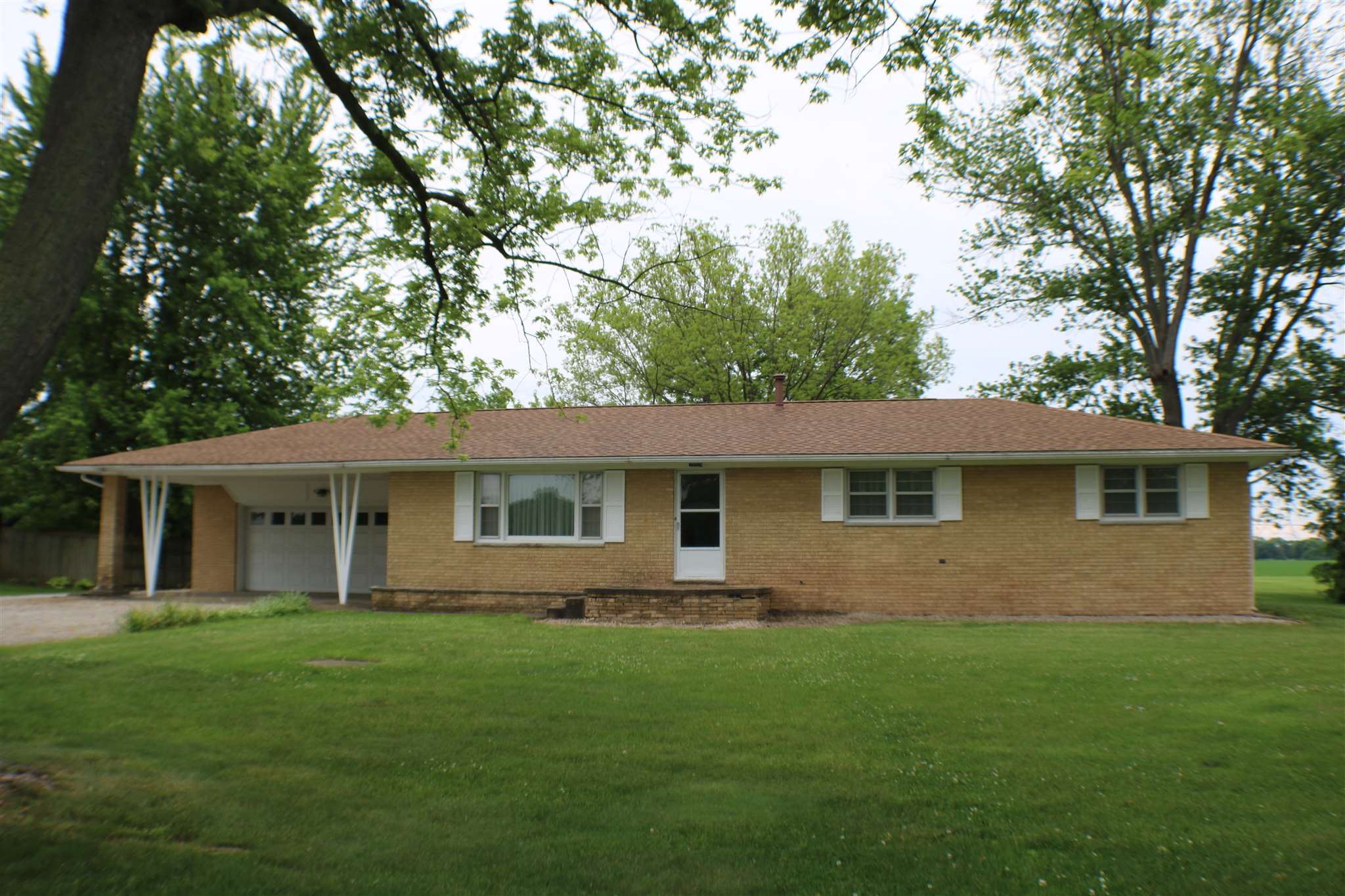 2810 Vigal Road Springfield, IL 62712 - Photo 1 of 10