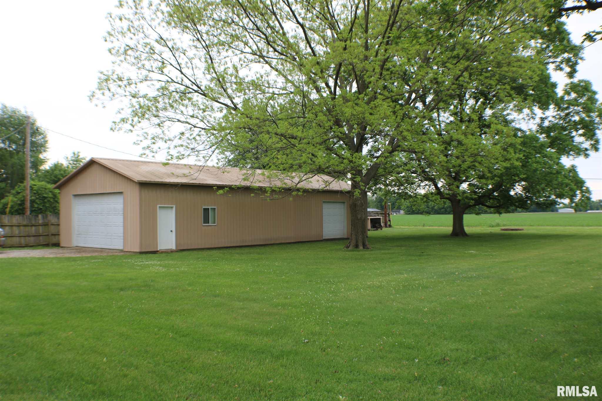 2810 Vigal Road Springfield, IL 62712 - Photo 3 of 10