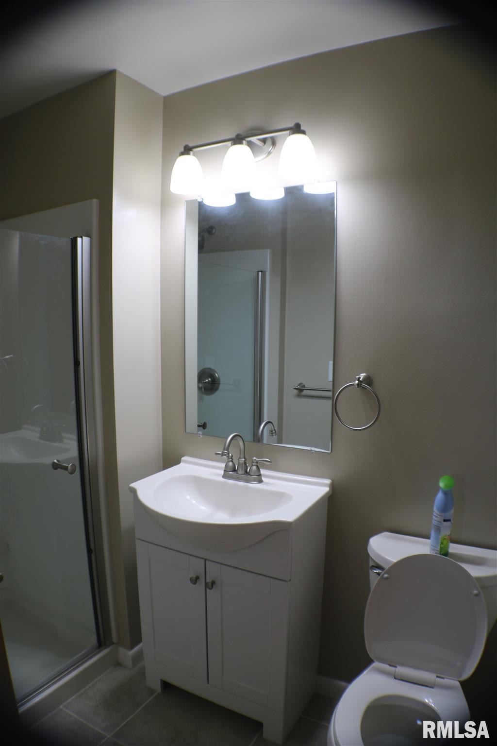 2810 Vigal Road Springfield, IL 62712 - Photo 8 of 10