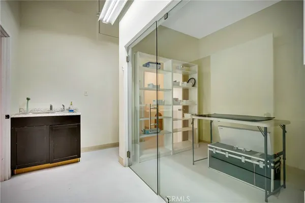 $999,000 | 11915 South Inglewood Avenue, Hawthorne, CA 90250