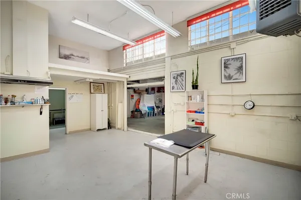 $999,000 | 11915 South Inglewood Avenue, Hawthorne, CA 90250