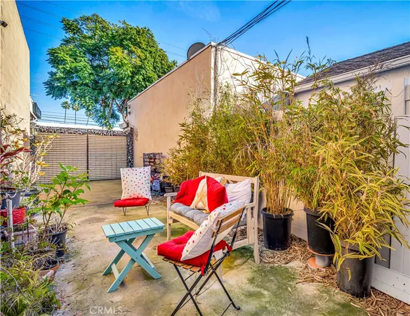 $999,000 | 11915 South Inglewood Avenue, Hawthorne, CA 90250