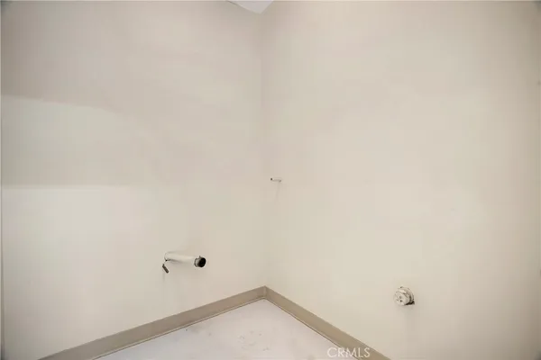 $999,000 | 11915 South Inglewood Avenue, Hawthorne, CA 90250