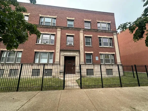 $124,999 | 4354 West Washington Boulevard, Unit 301, Chicago, IL 60624