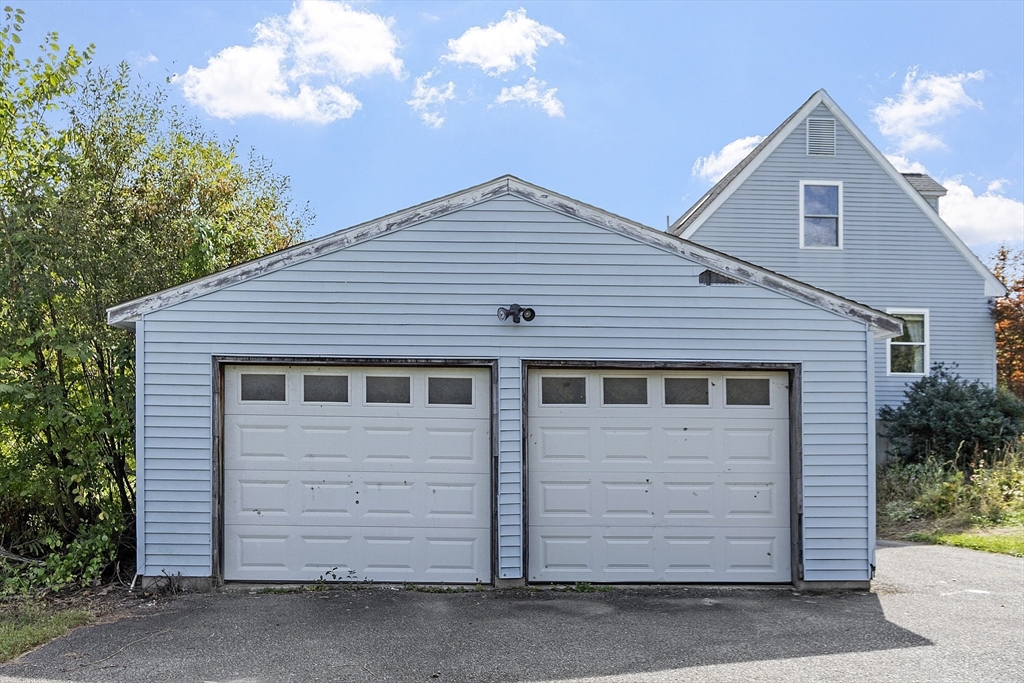 25 Chace Avenue Pepperell, MA 01463 - Photo 6 of 42