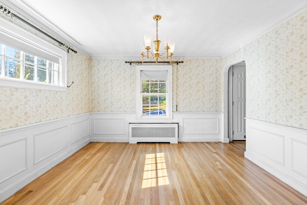 39 Chester Street Arlington, MA 02476 - Photo 11 of 27